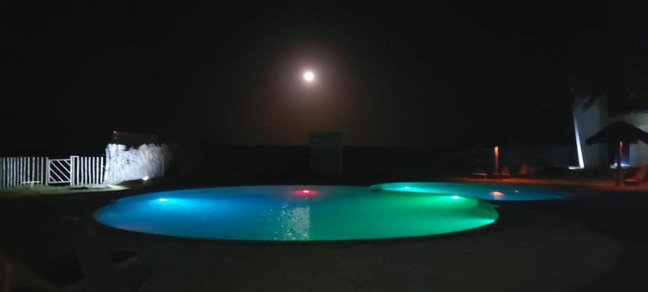 Vilas Na Praia Residence O Paraiso E Aqui アラカティ エクステリア 写真
